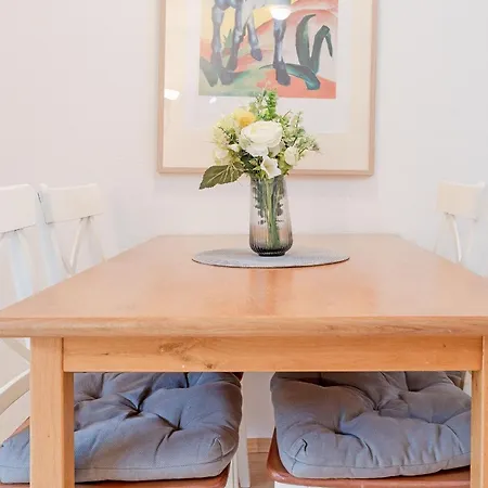 Haus Domicil 9 * داهم